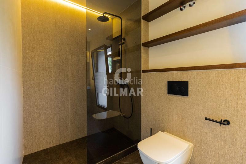 Foto d790209f-fd5a-49c4-9b58-d62086857113. Chalet  independiente en venta urbanización privadadescubre este impresionante chalet independiente, completamente reformado y list en Collado Villalba