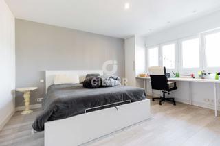 Xalet en Colmenarejo. Se presenta en exclusiva este chalet independiente, completament