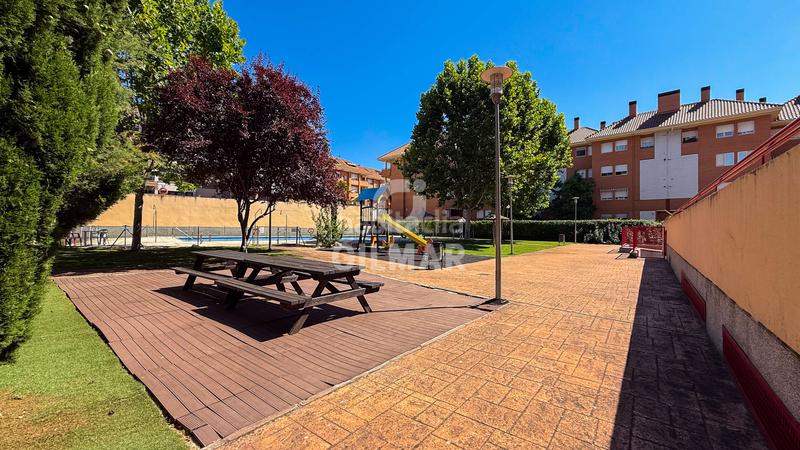 Foto a27551d8-23ce-482c-839c-cead31cbb4eb. Pis amb calefacció aparcament piscina a Los Valles Collado Villalba