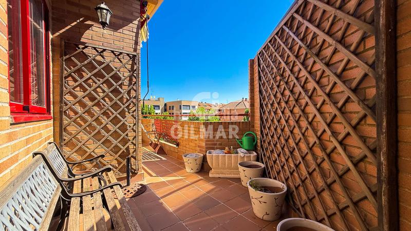 Foto d083e653-05a2-43f0-a996-2bdb9f8061fb. Pis amb calefacció aparcament piscina a Los Valles Collado Villalba