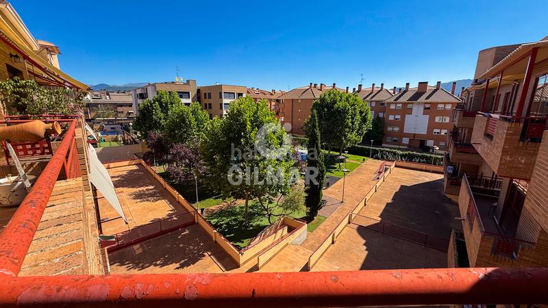 Foto e8e52739-8409-4210-9089-f78d90c5dfda. Pis amb calefacció aparcament piscina a Los Valles Collado Villalba