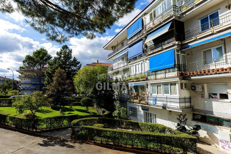 Foto 9a3c9fa0-4adc-4b23-8387-d12b40ccb719. Flat with heating pool in Parque de la Coruña-Las Suertes Collado Villalba