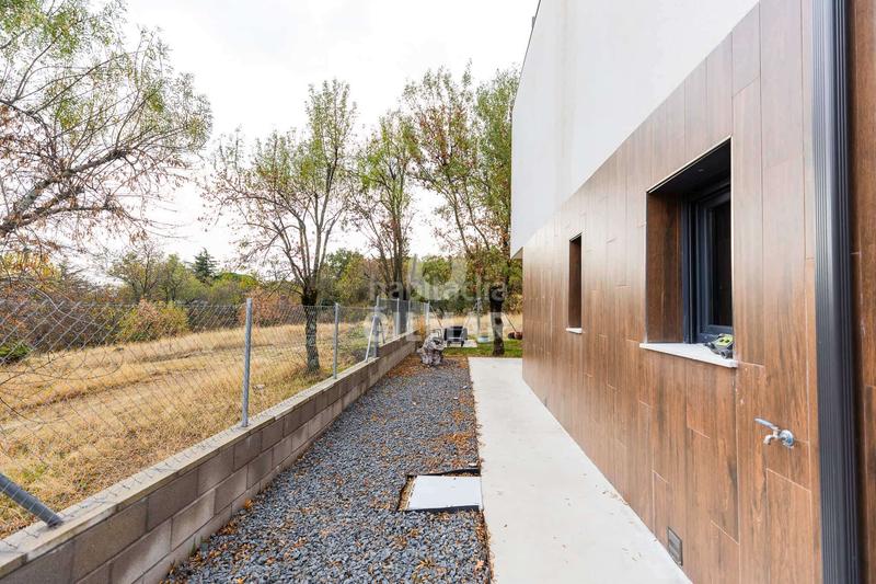 Foto 5d55b2f6-b405-4584-bf07-3dc69e30b87c. Chalet avec chauffage dans Mataelpino