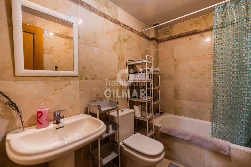 Foto be0737d4-8f3f-4e5c-a56a-dc2b3ac2b2a3. Flat with heating parking in Villalba Estación Collado Villalba