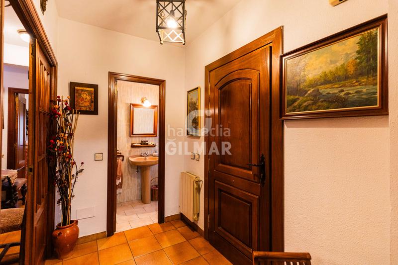 Foto 1be4ea3e-606a-4673-ad41-458b2d52d5f5. Xalet amb calefacció aparcament piscina a Becerril de la Sierra