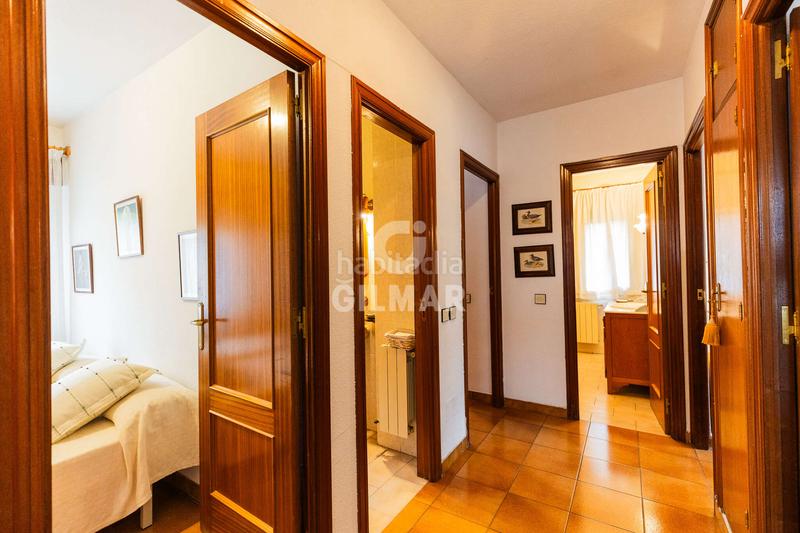 Foto 552c39e7-d6c4-4783-bc0d-29bc73dc3344. Xalet amb calefacció aparcament piscina a Becerril de la Sierra