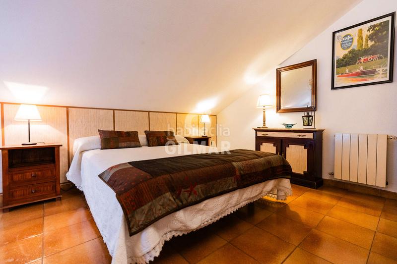 Foto 5d3e8d14-bd57-4206-b138-ba72804e7811. Xalet amb calefacció aparcament piscina a Becerril de la Sierra