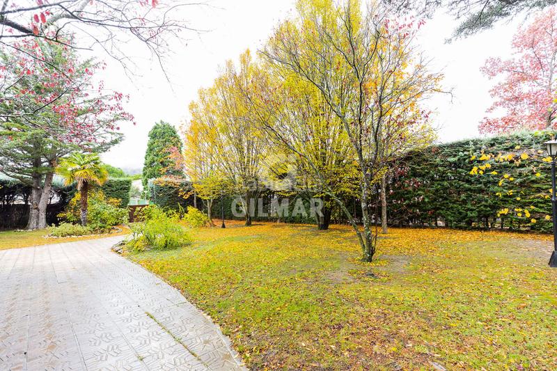 Foto 9ae02d47-5abf-442b-b9ae-639a3768bbf3. Xalet amb calefacció aparcament piscina a Becerril de la Sierra