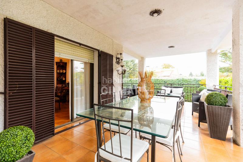 Foto ece895b3-32c5-42fa-b752-c78f97f7410f. Xalet amb calefacció aparcament piscina a Becerril de la Sierra