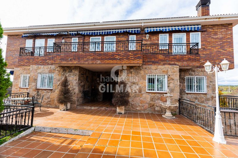 Foto b2678fd0-6453-4471-9ddd-5a93948ef910. Xalet amb calefacció aparcament piscina a Colmenarejo