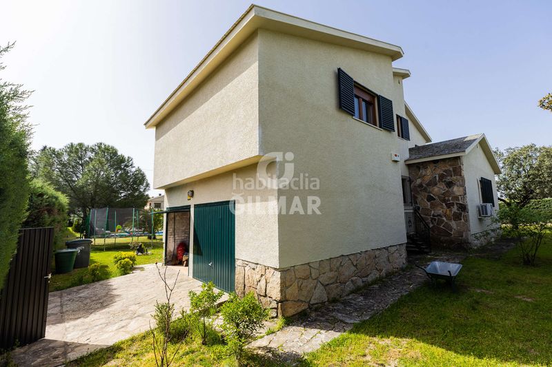 Foto ada66568-eaa7-4044-b8fe-0d93df9d87d3. Xalet amb calefacció aparcament piscina a La Navata Galapagar