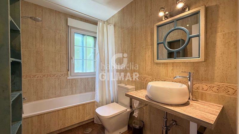 Foto 21830e04-c884-4d5d-b827-206fb9af99ce. Casa aparellada amb calefacció aparcament piscina a Guadarrama