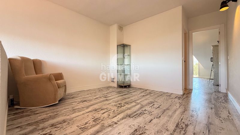 Foto 3e7aa5e0-3ffd-4977-8546-36307666009a. Casa aparellada amb calefacció aparcament piscina a Guadarrama