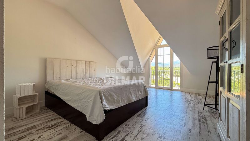 Foto d15e49f3-de10-4be5-81b7-47e09fe1ed2f. Casa aparellada amb calefacció aparcament piscina a Guadarrama