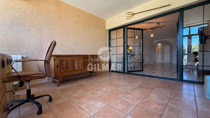 Foto f5b4444f-b6ed-4800-9c92-2e22827282e2. Casa aparellada amb calefacció aparcament piscina a Guadarrama