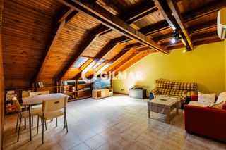 Appartement à Casco Antiguo. En el corazón de galapagar, encontramos esta vivienda en altura,