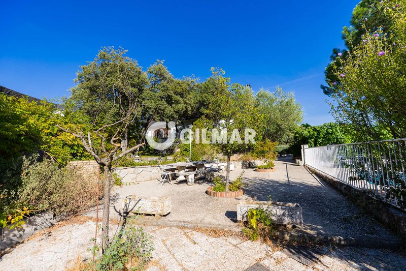 Foto a5bdf754-db20-4d8e-a2ec-b84510fee18b. Xalet amb calefacció aparcament piscina a Los Ángeles-Jarandilla Torrelodones