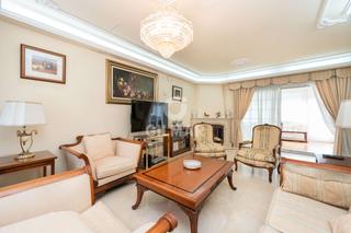 Xalet en Tres Olivos-Valverde. Se presenta este exclusivo chalet independiente en la prestigios