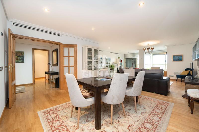 Foto ae526669-83be-44a9-bb10-559d4fe9f85e. Pis amb calefacció aparcament piscina a Peñagrande Madrid