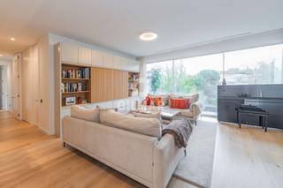 Piso en Mirasierra. Descubre este exclusivo piso de lujo en mirasierra, una de las z