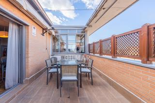 Attique à Montecarmelo. Ático con gran terraza en montecarmelo  exclusividad y luz natur