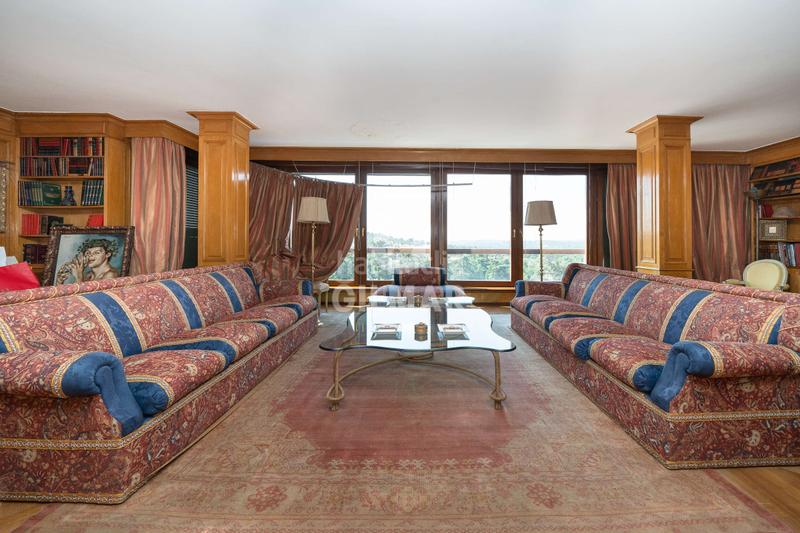 Foto 78dda9ca-a70f-403b-9e83-0513fe2c095f. Pis amb calefacció aparcament piscina a Fuentelarreina Madrid