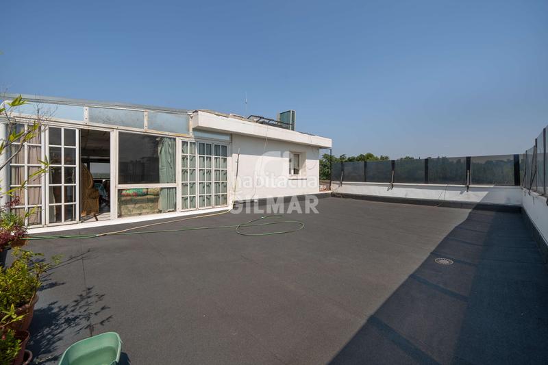 Foto 852a1948-89e2-4c92-bb36-285c669ea10d. Pis amb calefacció piscina a Fuentelarreina Madrid