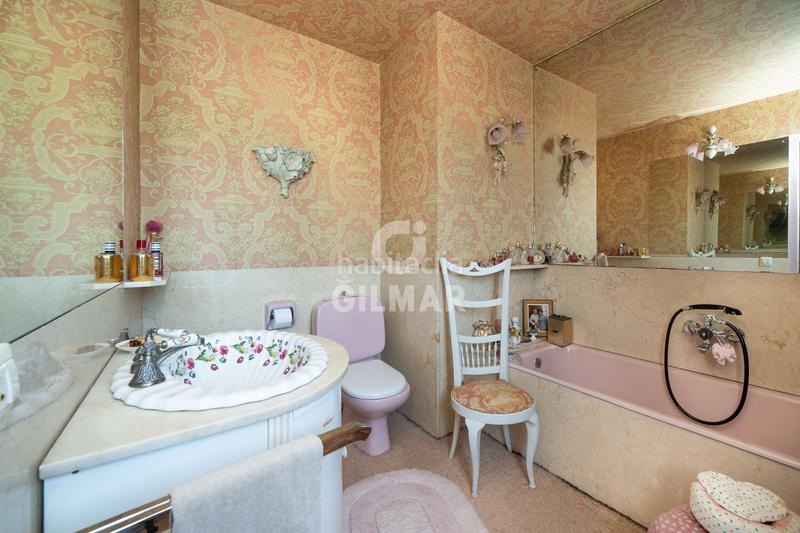 Foto 78ab423c-8987-4a1a-9c42-f1278a897768. Àtic amb calefacció piscina a Fuentelarreina Madrid