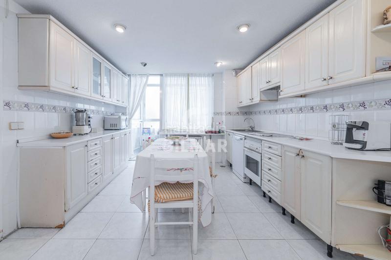 Foto 180f7c23-abe5-4499-bf9d-8869325328c1. Etagenwohnung mit heizung parking pool in Ciudad Universitaria Madrid