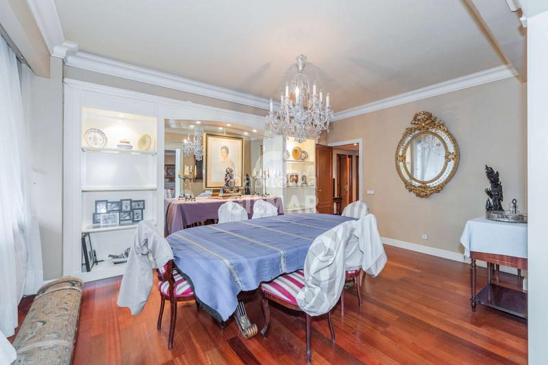 Foto 53fcb5c2-c299-4ef9-8a6b-1530f84bdf4e. Etagenwohnung mit heizung parking pool in Ciudad Universitaria Madrid