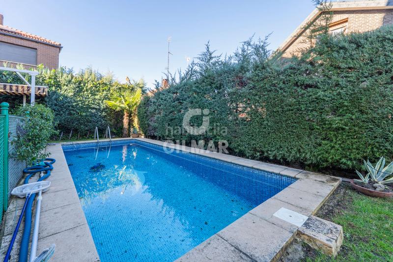 Foto 77c979e0-b462-4f76-9175-4303cbe5677b. Maison jumelée avec chauffage parking piscine dans Peñagrande Madrid