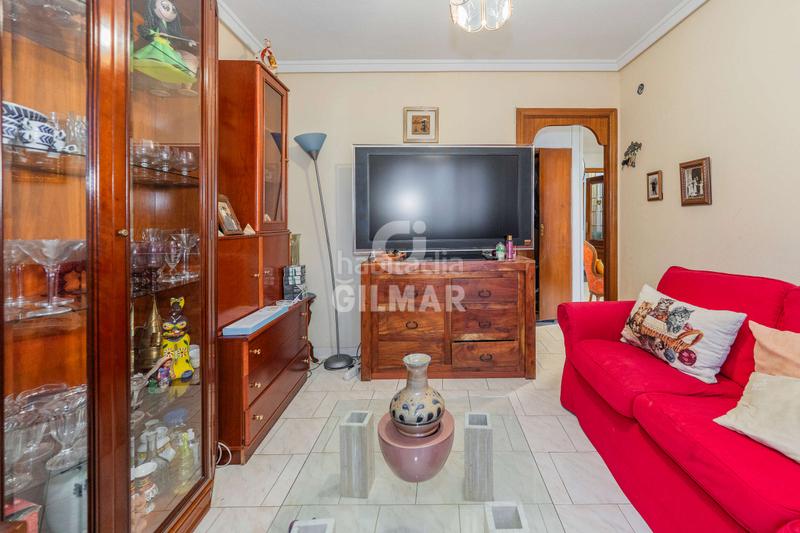 Foto 86109cfc-95ff-4c34-bc03-cca0a50cec4f. Maison jumelée avec chauffage parking piscine dans Peñagrande Madrid