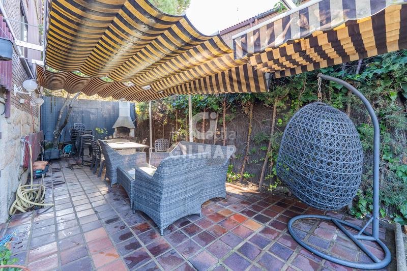 Foto a6cb0335-33ac-4469-af39-275f43945081. Maison jumelée avec chauffage parking piscine dans Peñagrande Madrid