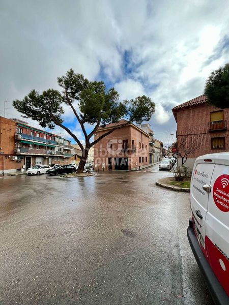 Piso descubre esta encantadora vivienda en altura, una propiedad con un sinfín de posibilidades ubicada en el distrito fuencarral el p en Madrid - Imagen 10