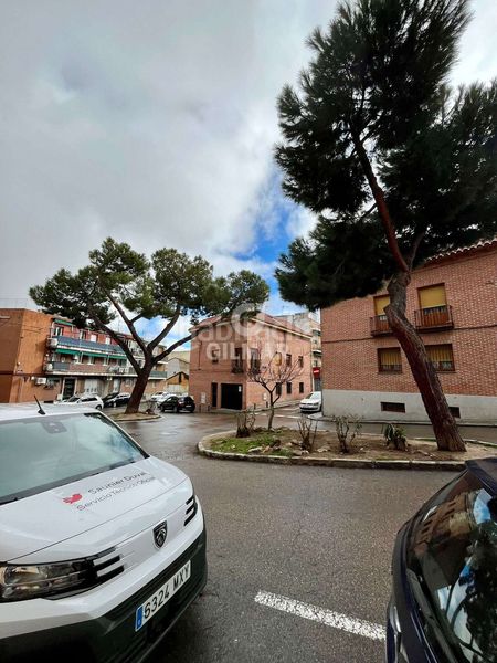 Piso descubre esta encantadora vivienda en altura, una propiedad con un sinfín de posibilidades ubicada en el distrito fuencarral el p en Madrid - Imagen 11