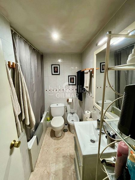 Piso descubre esta encantadora vivienda en altura, una propiedad con un sinfín de posibilidades ubicada en el distrito fuencarral el p en Madrid - Imagen 8