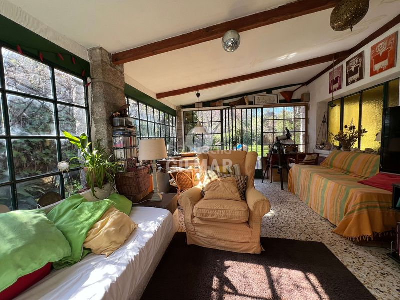 Chalet presentamos este encantador chalet independiente en Mirasierra con amplia parcela y gran potencial urbanístico. situado en una de en Madrid - Imagen 7