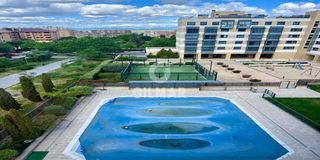 Flat in Montecarmelo. En el exclusivo barrio de montecarmelo, perteneciente al distrit