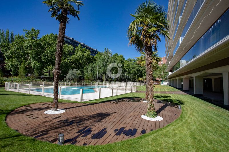 Foto 4d07e291-9c9c-4eae-bd94-4fa6d7b91d67. Pis amb calefacció piscina a Mirasierra Madrid