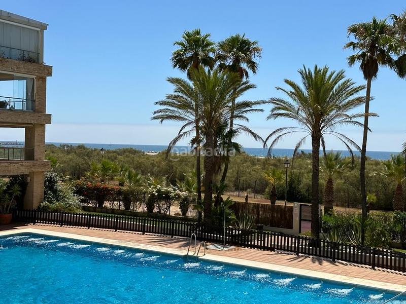 Foto e417a282-26bb-46bb-badb-cb8d588d65bd. Piso  totalmente reformado en primera línea de playa en Ayamonte