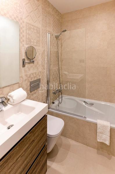 Foto 4d4fcdcd-9f58-4cae-8108-5bcf64a16296. Appartement dans calle de juan álvarez mendizábal 70 dans Madrid