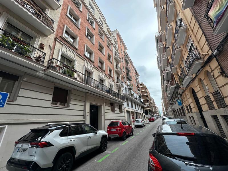 Foto e5a6071a-5747-4f22-b87b-0dad0033d387. Appartement dans calle de juan álvarez mendizábal 70 dans Madrid