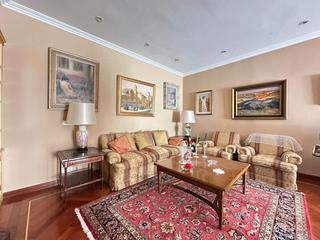 Pis a Calle del padre damián 34b. Inmotorre vende espectacular piso en zona bernabeu