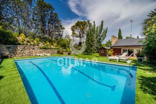 Chalet à Fuente del Fresno. Gilmar consulting inmobiliario santo domingo (916236650) ofrece