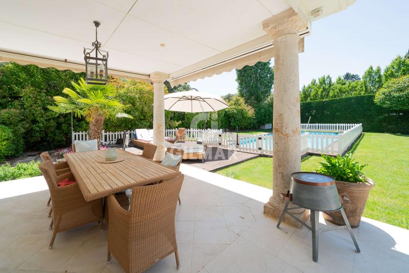 Foto b9918d7c-c8f8-40b6-83a6-09a863cdc68d. Chalet con riscaldamento parcheggio piscina in Ciudalcampo