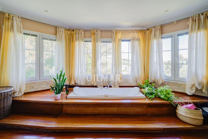 Foto d37063a8-3c7c-4198-baec-e80401a68b57. Chalet con riscaldamento parcheggio piscina in Ciudalcampo