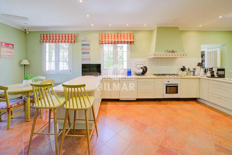 Foto e65bae76-fdb8-4d15-baed-fb4cd82ca4b5. Chalet con riscaldamento parcheggio piscina in Ciudalcampo