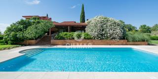 Chalet en Santo Domingo. Se vende una villa exclusiva de 850 m2 en parcela de más de 7.00