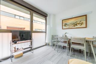 Apartament a Los Arroyos. En la zona norte de san sebastián de los reyes se presentan tres