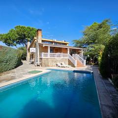 Chalet in Fuente el Saz de Jarama. Espectacular chalet independiente